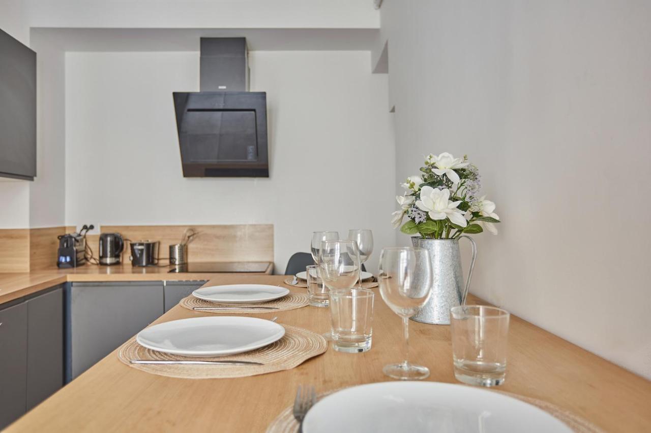 Apartment Beaubourg By Studio Prestige باريس المظهر الخارجي الصورة